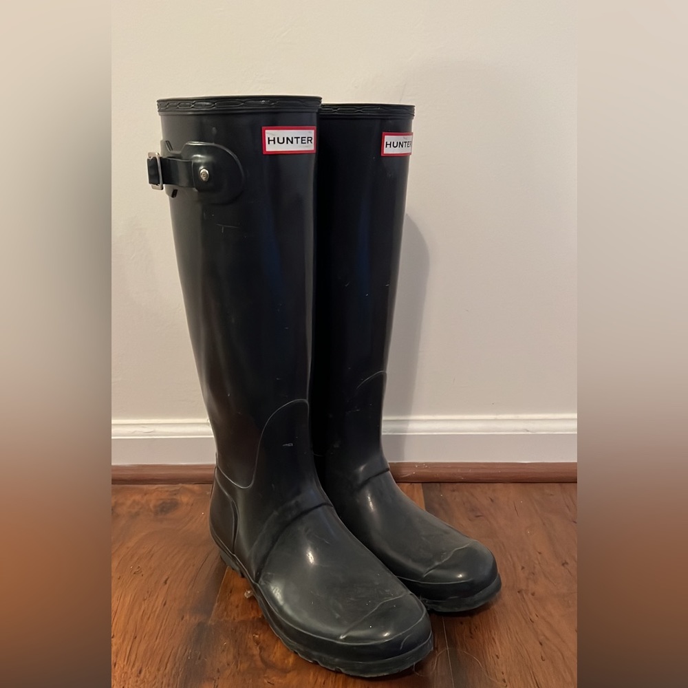 Size 9 Navy Hunter Boots